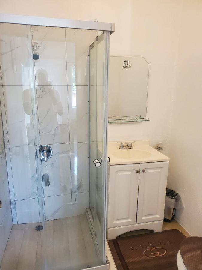 Comfy Guest Rooms ポート・アントニオ エクステリア 写真