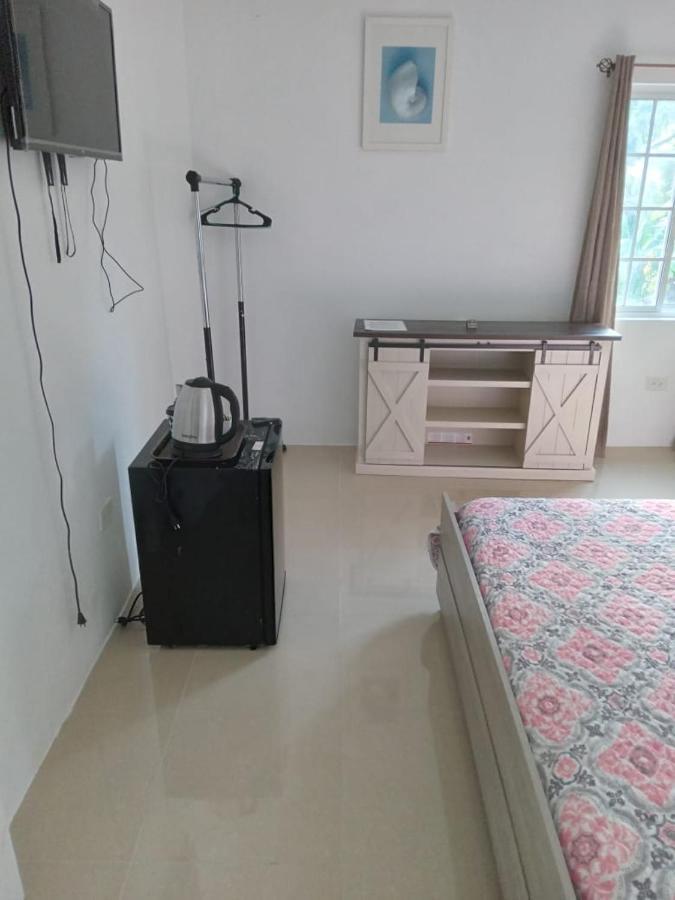 Comfy Guest Rooms ポート・アントニオ エクステリア 写真